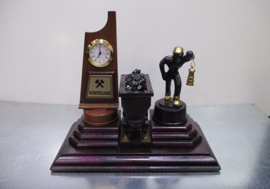 vagonlu madenci heykeli